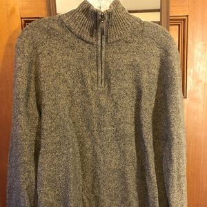 Men’s Wool Sweater Size Medium